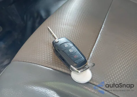 2016 Ford F-150 Xl z USA, uszkodzony, nr VIN 1FTMF1C83GFB50196